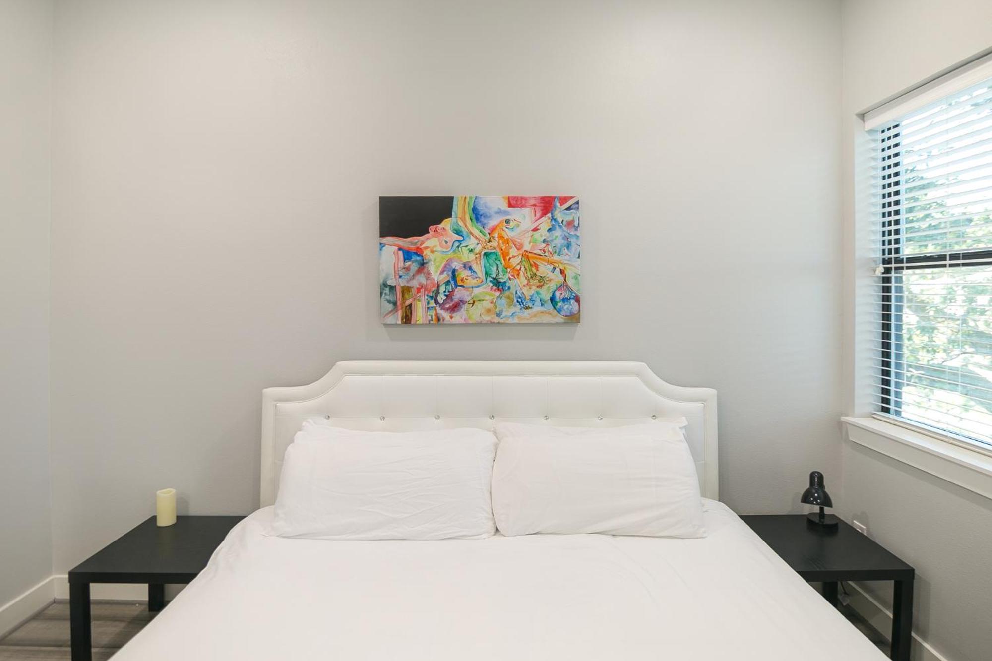 יוסטון Montrose Guesthouse Suites By Dunyha מראה חיצוני תמונה