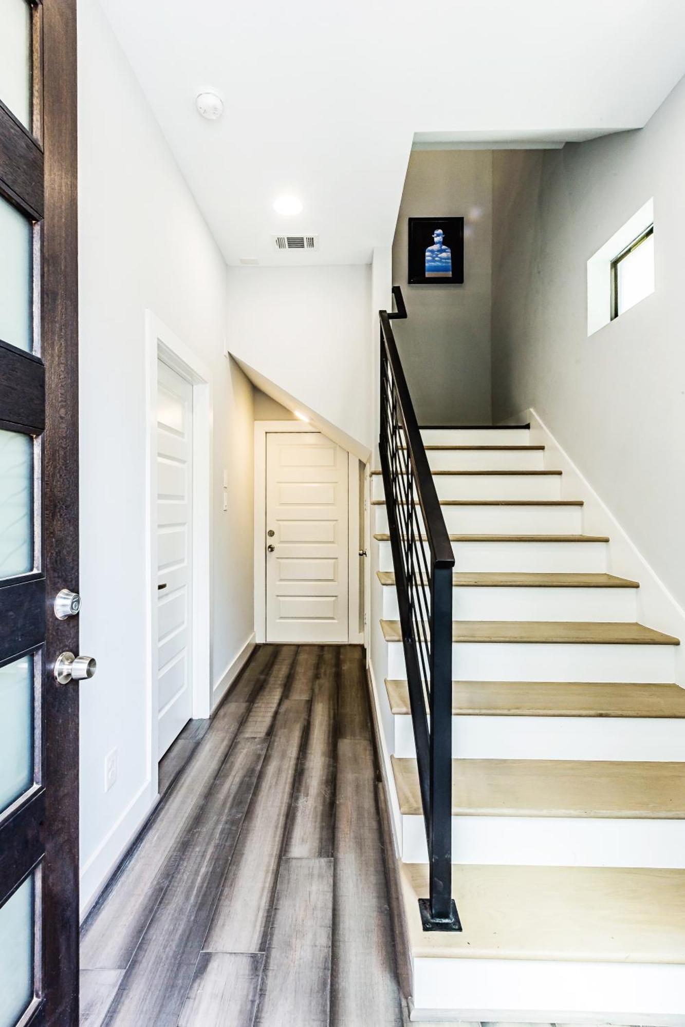 יוסטון Montrose Guesthouse Suites By Dunyha מראה חיצוני תמונה